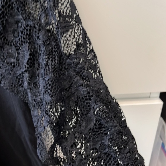 Stella & Dot Black Shirt with Romantic Lace Arms with Cuffs Size XS - Picture 9 of 10
